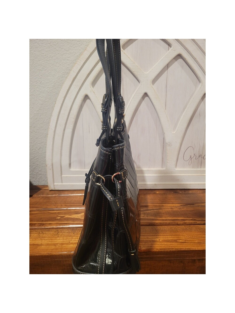 Dooney & Bourke Tassel Satchel Croco-Embossed Leather Black Bag Purse NICE - Picture 4 of 15